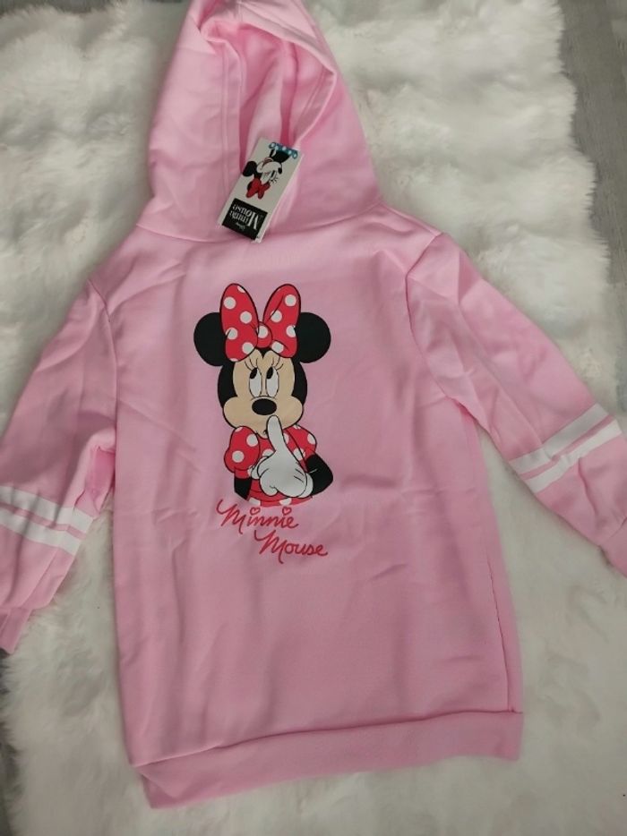 Robe sweat Minnie, Disney, neuf  ,taille 6 ans