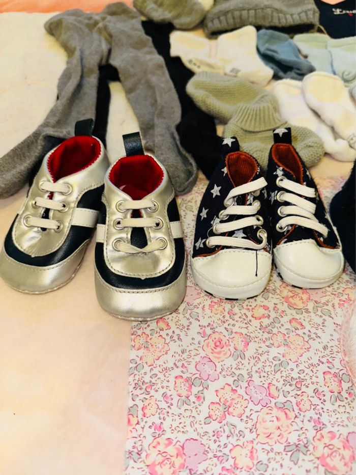 Lot accessoires bébé naissance à 12 mois - photo numéro 4