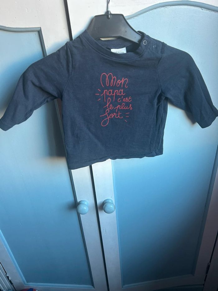 Tee shirt manches longues bleu marine , 6 mois , tape à l’œil