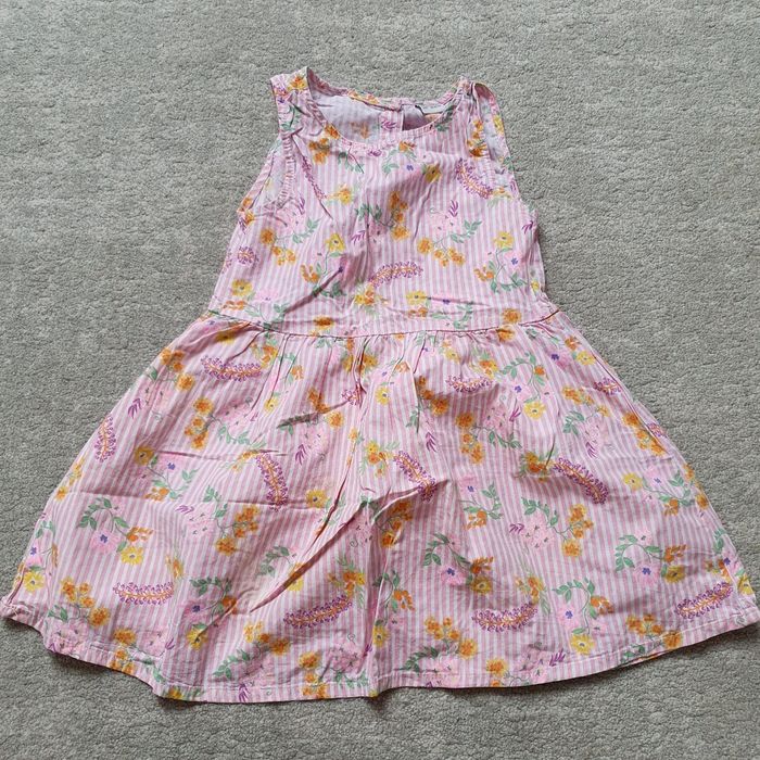Lot vêtements d éte fille 4 ans - photo numéro 5