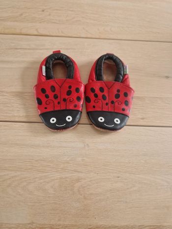 Chaussons taille 24-25