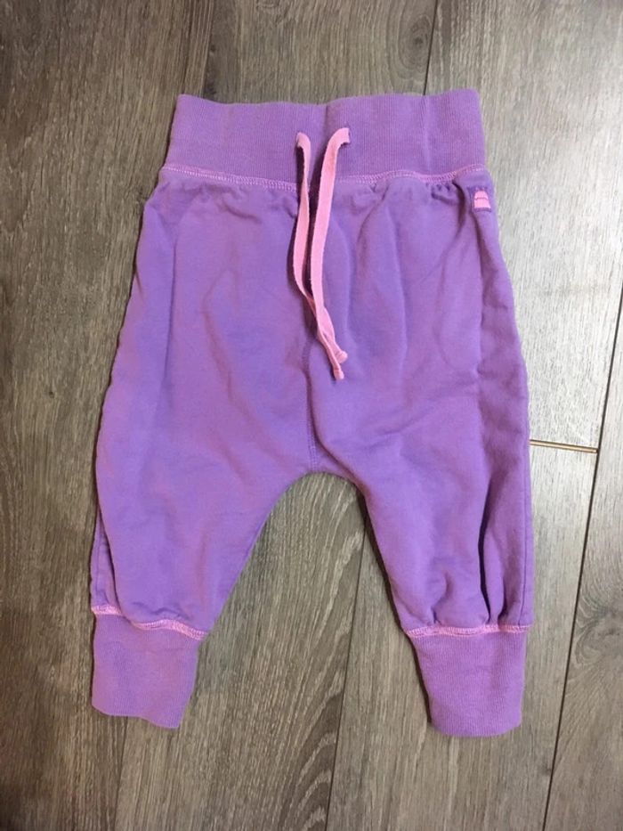 Jogging KAXS taille 86. - photo numéro 4