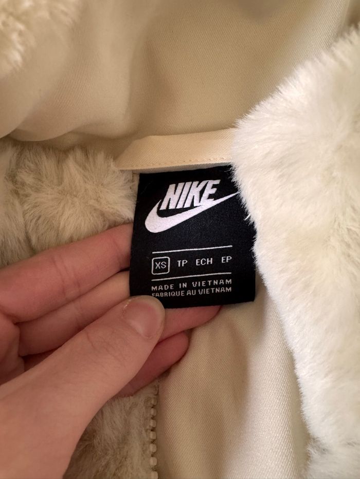 Manteau Nike - photo numéro 2