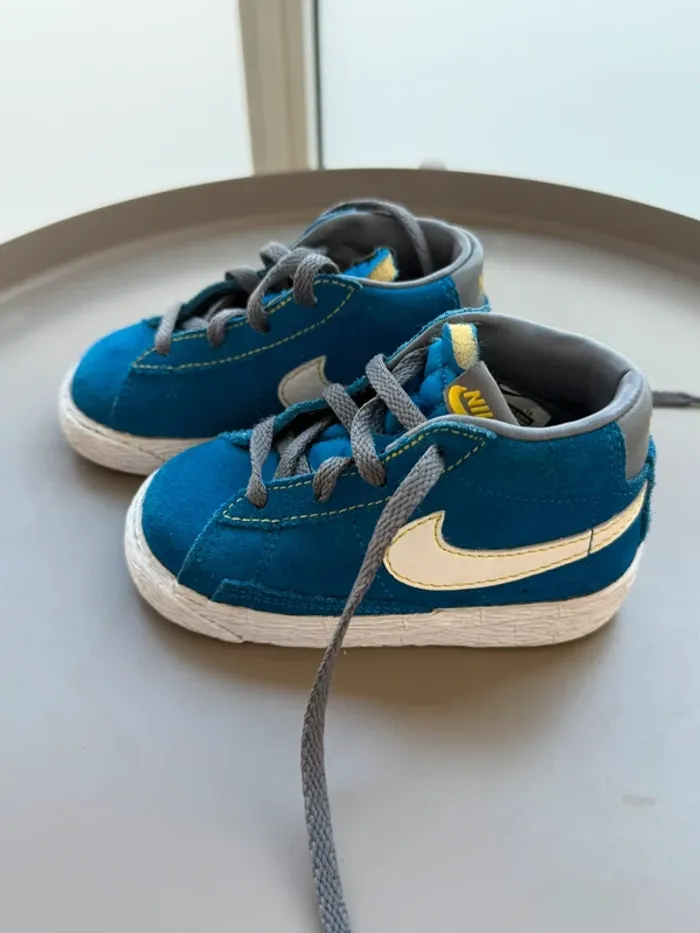 Nike Blazer bleue en parfait état - photo numéro 4