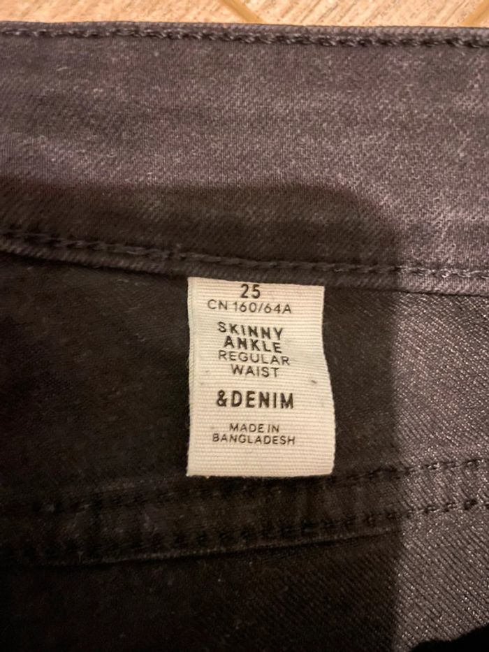 Jean skinny H&M taille XS - photo numéro 3