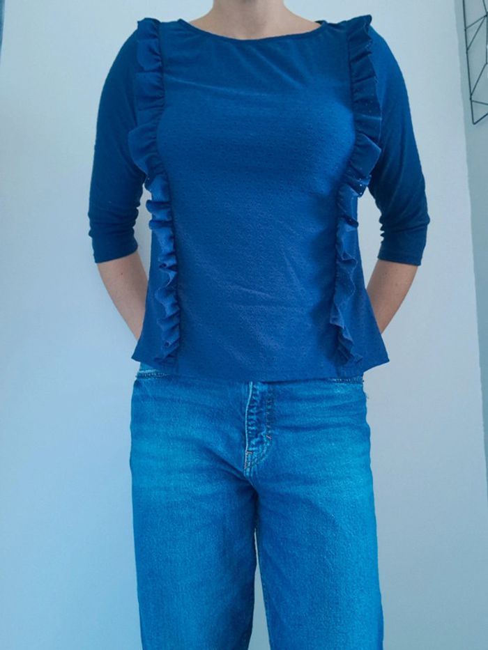 Blouse ajourée bleue à manches 3/4 taille 38