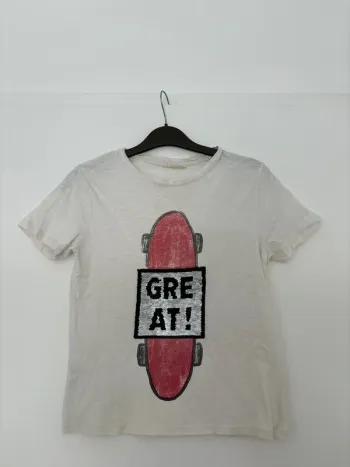 T-shirt skateboard taille 9/10 ans Mango