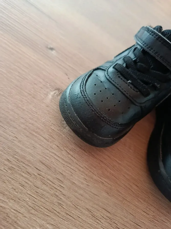 Nike Sneakers bébé - pointure 23,5 - photo numéro 3