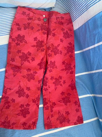 Pantacourt fleur 8 ans neuf