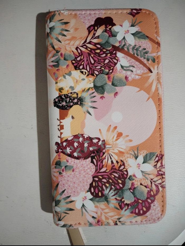 Porte feuille Art& Kraft jamais utilisé - photo numéro 2