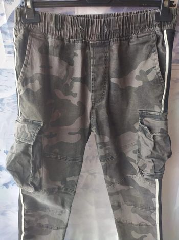 Cargo militaire XL