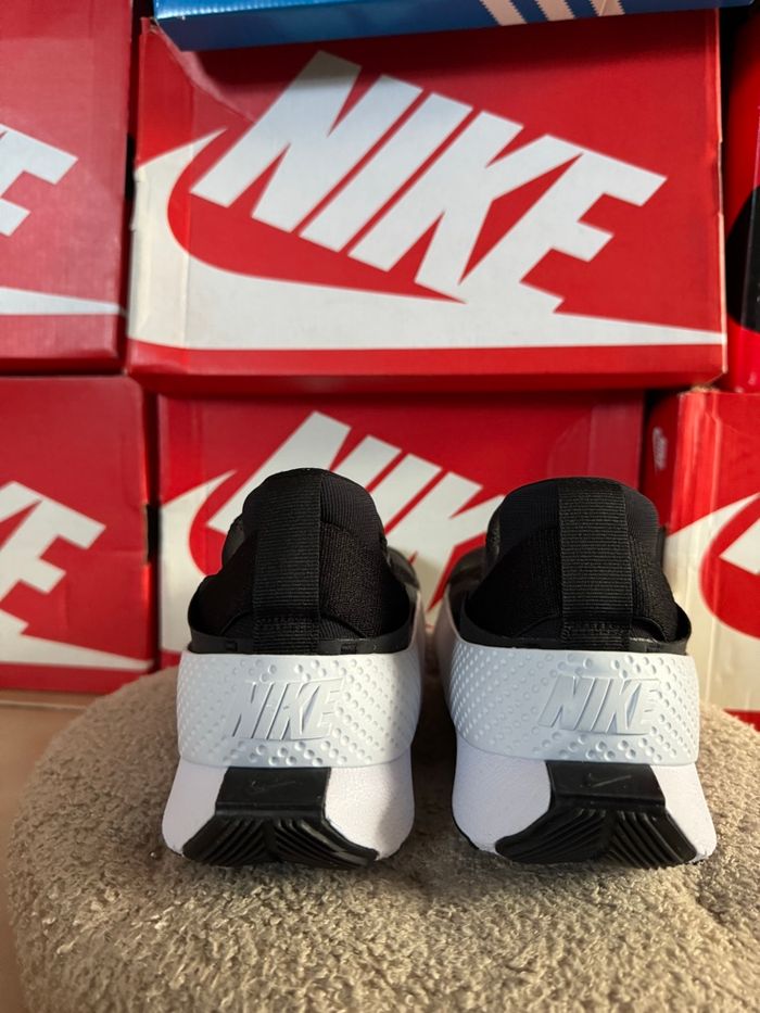 Basket nike Go flyease taille 35.5 - photo numéro 6