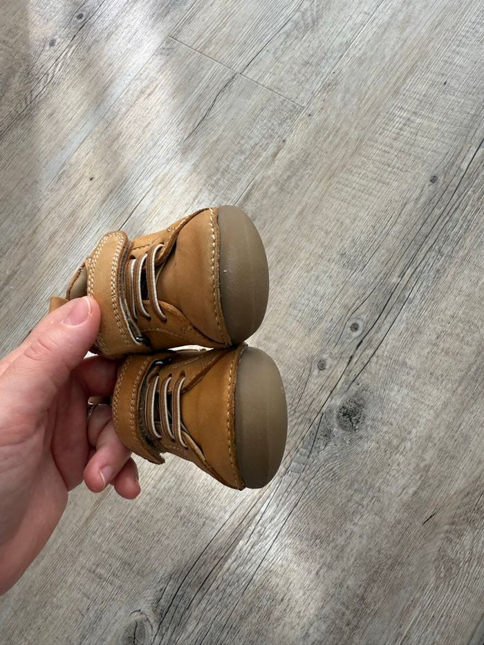 Chaussures 1er pas - photo numéro 2