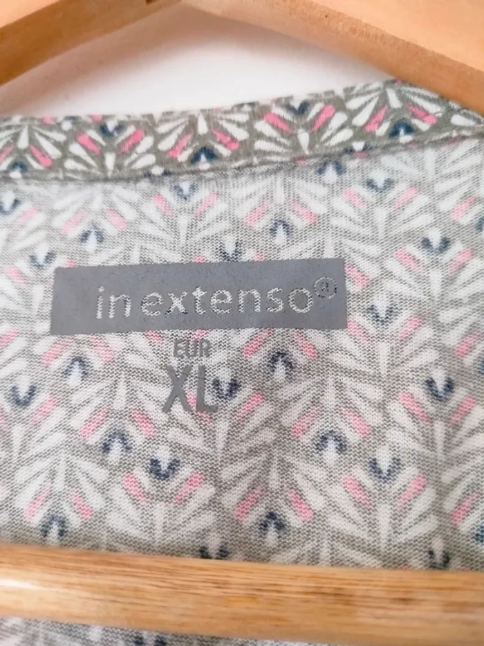 Blouse motifs In extenso XL - photo numéro 2