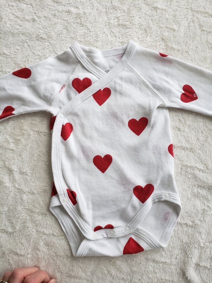 Lot de 3 bodies taille 1mois - photo numéro 6