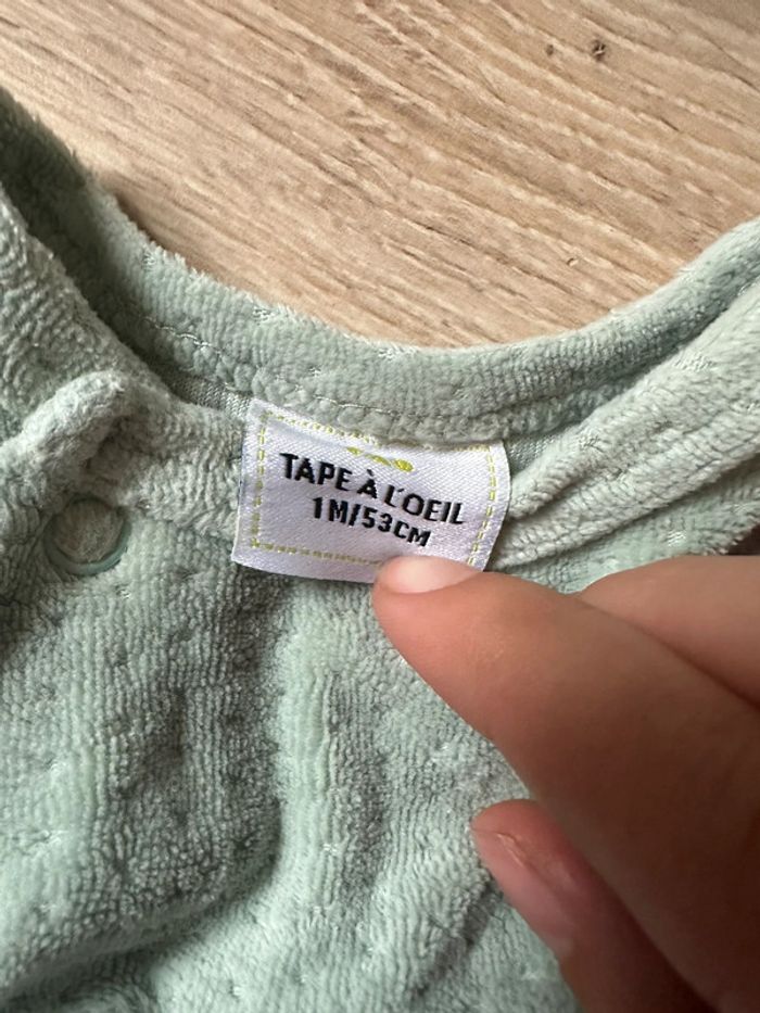 Pyjamas 1 mois TAO - photo numéro 2