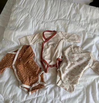 Lot bodies garçon manches longues Sauthon -1 mois