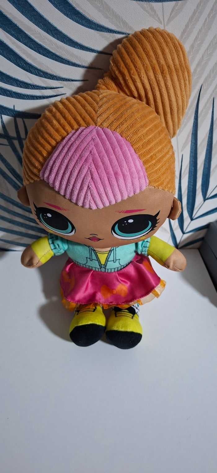 Poupee lol surprises - photo numéro 2