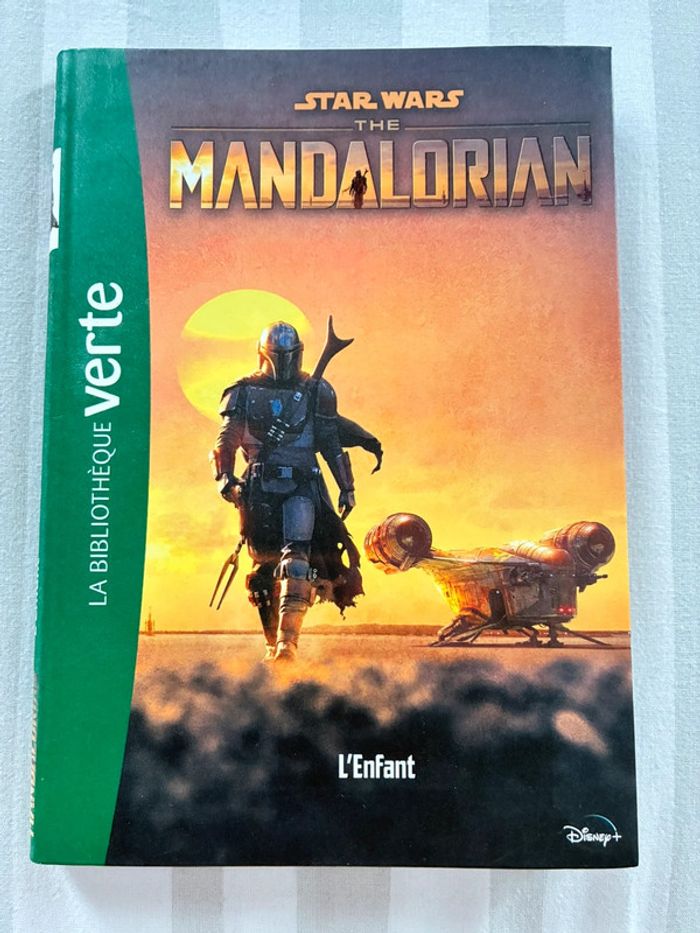 Livre Bibliothèque verte Mandalorian