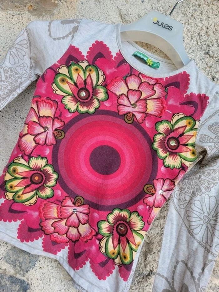 Joli tee-shirt manches longues Desigual, crème et tons roses, 7/8 ans - photo numéro 3