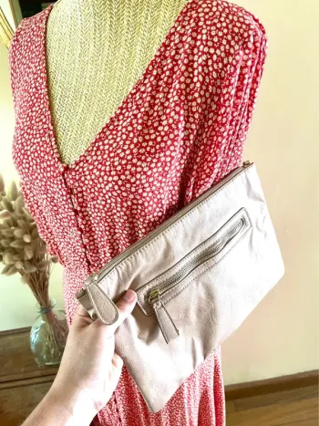 Pochette Élégante Beige - Atmosphere