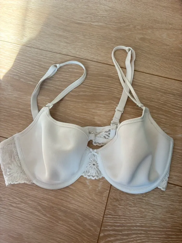 soutien gorge blanc darjeeling en dentelle taille 90C