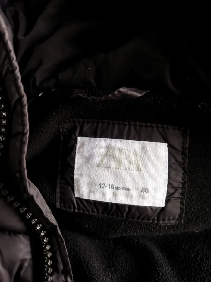 Doudoune  Zara taille 12/18 mois - photo numéro 3