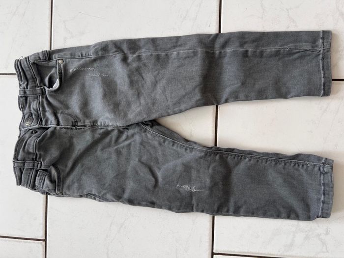 Jean gris 36 mois