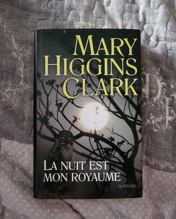 Livre "La nuit est mon royaume"