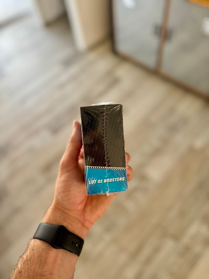 [NEUF] Lot de Bundle Pokémon EV10.5 Flamme blanche Foudre noire - photo numéro 3