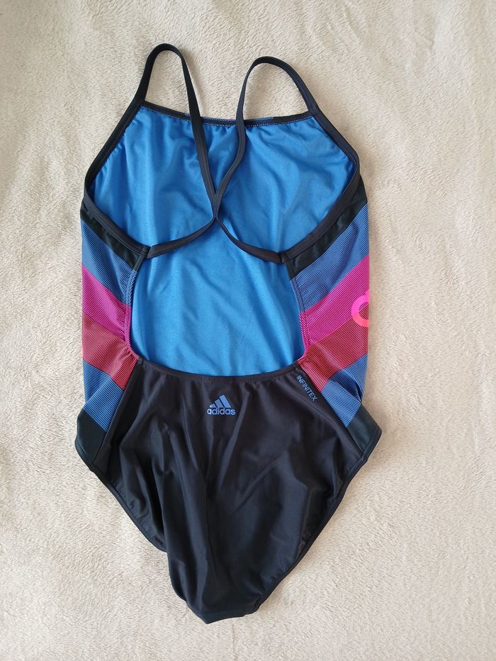 Maillot de bain  1 pièce Adidas 
Taille M - photo numéro 2