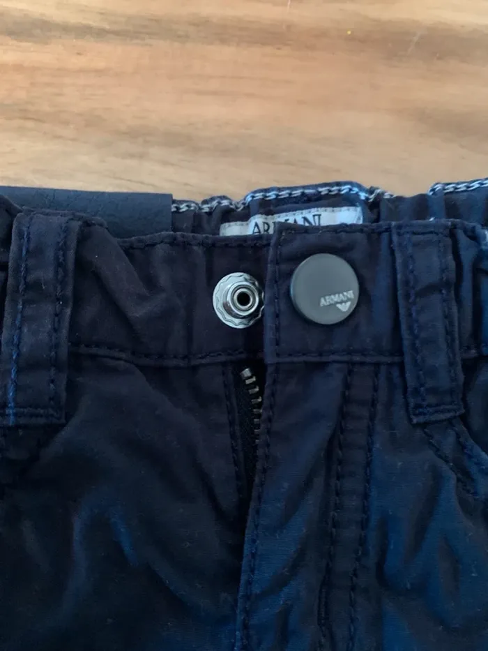Pantalon Armani Baby taille 3 mois - photo numéro 3