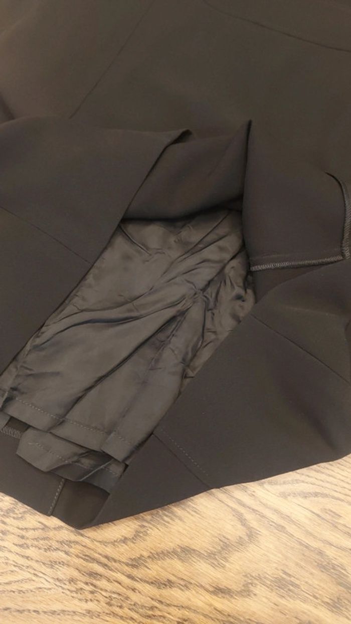 Robe noire Th.Braun t 44 - photo numéro 15