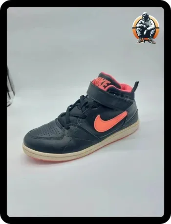 Nike Priority Mid