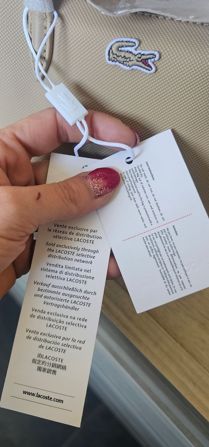 Mini sac lacoste - photo numéro 5