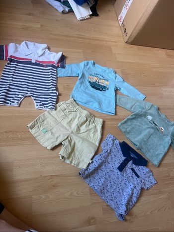 Lot vêtements bébé garçon 6 mois