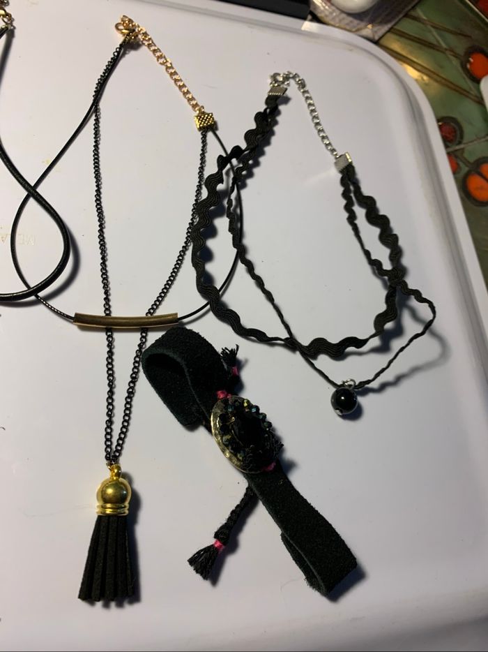 Lot colliers gothiques - photo numéro 5