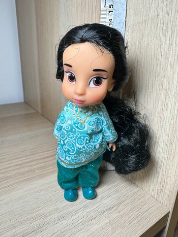 Poupée mini animator Jasmine aladdin Disney