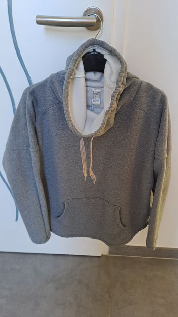 Jolie  sweat chaud