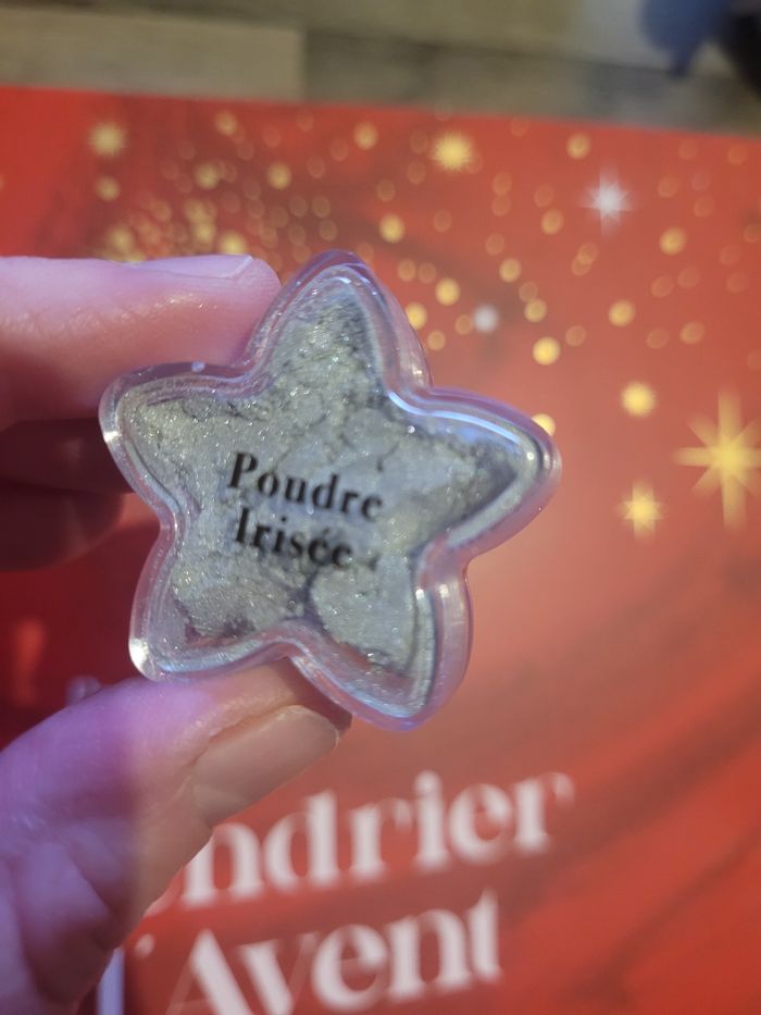 Petite étoile Poudre Irisée argenté Passion Beauté neuf! - photo numéro 2