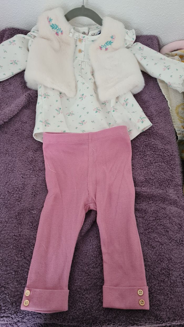 Ensemble de vêtements