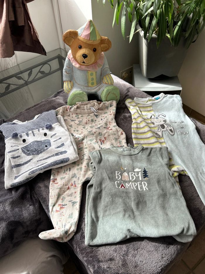 Pyjama - photo numéro 2