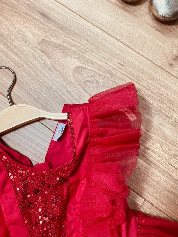Taille 3 ans Robe asymétrique créateur fille TAO rouge * sequins tulle * 🌺 - photo numéro 6