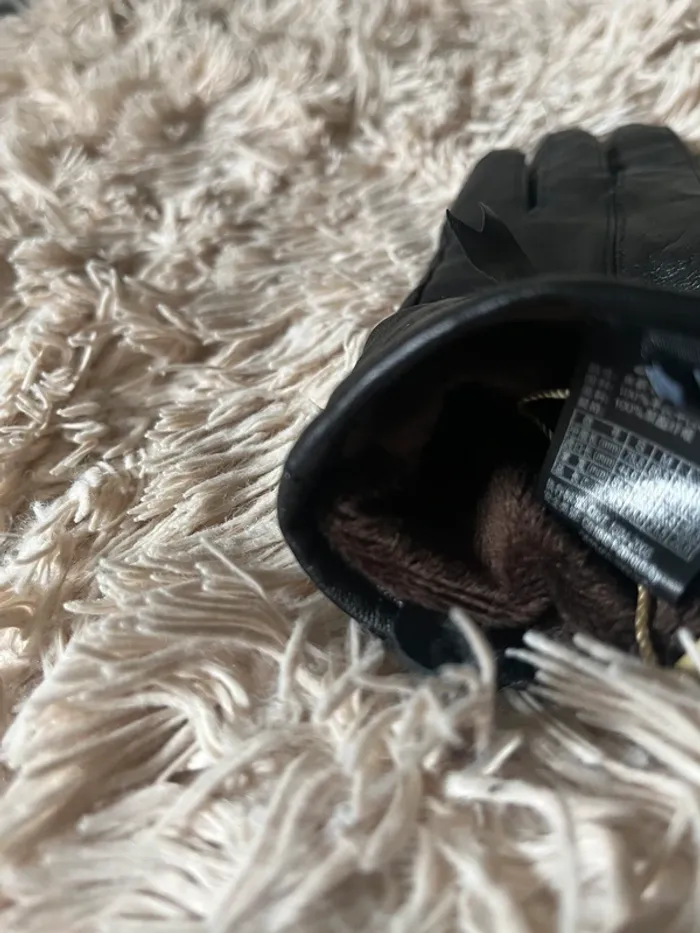 Black lined lambskin gloves, size M - photo numéro 7