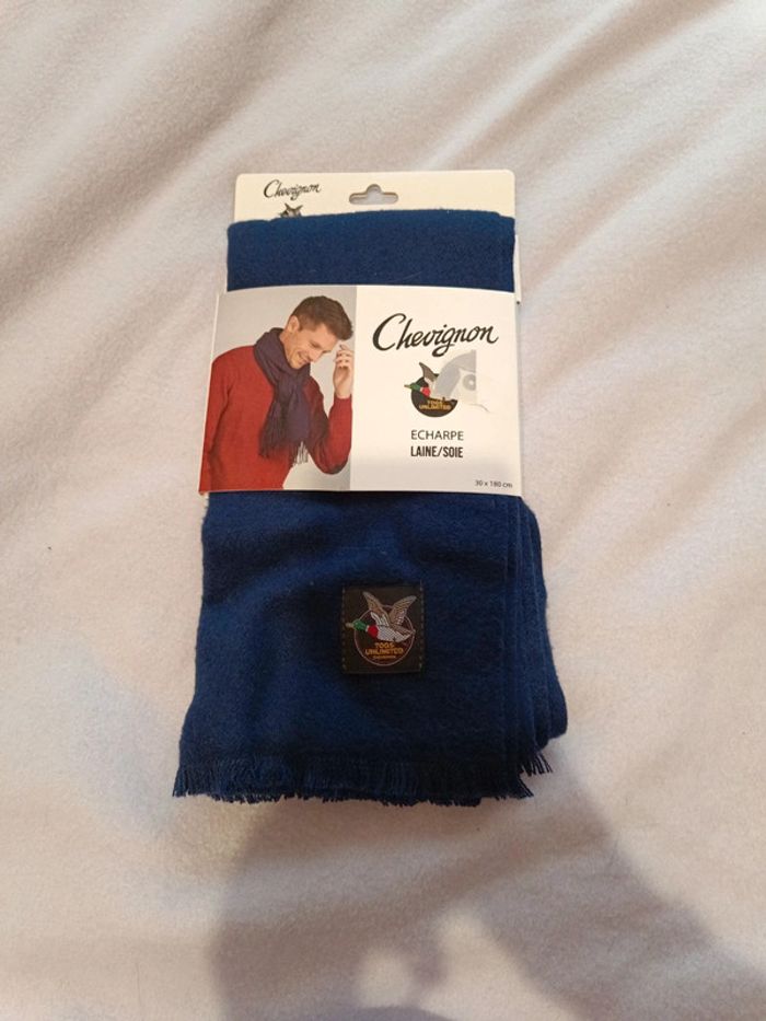 Écharpe homme chevignon