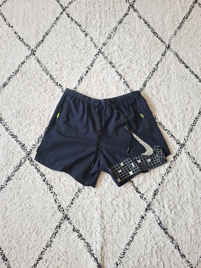 Ensemble Nike Running Homme Taille M – Veste, T-shirt & Short Bleu - photo numéro 4