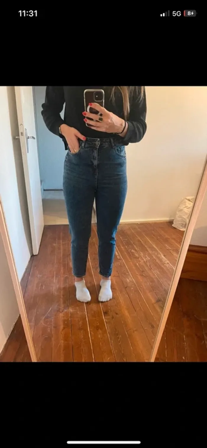 Jean mom fit