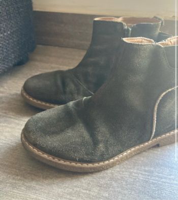 Bottines verte olive avec nœuds papillons