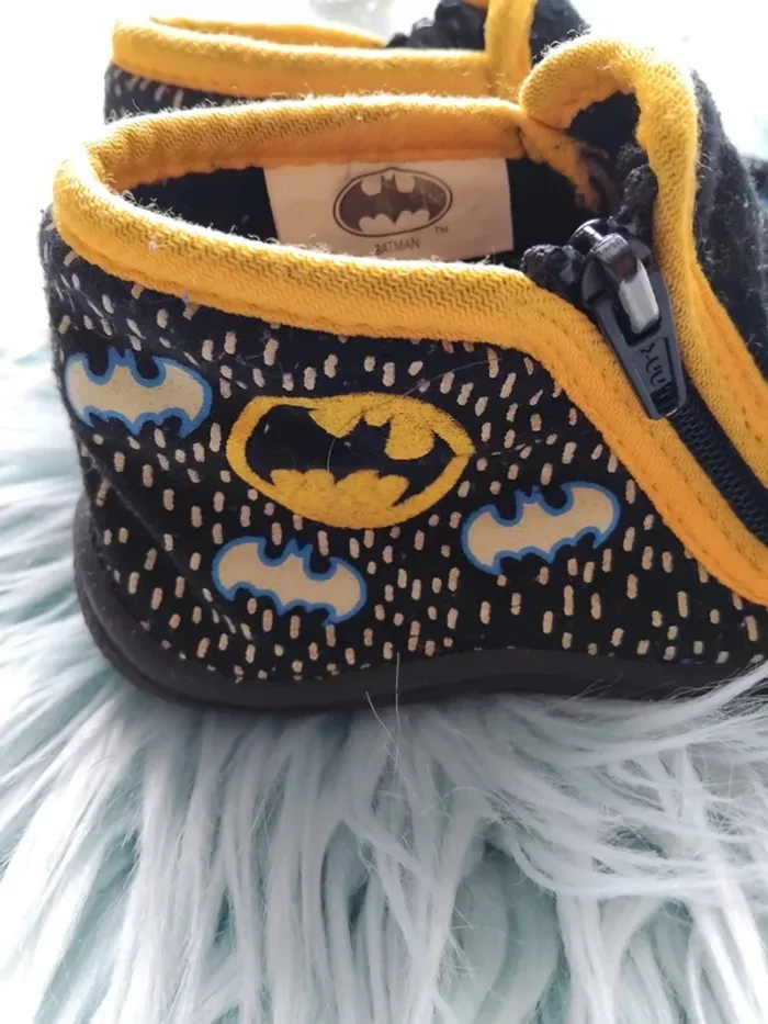 🕶 chaussons garçon taille 22 batman - photo numéro 3