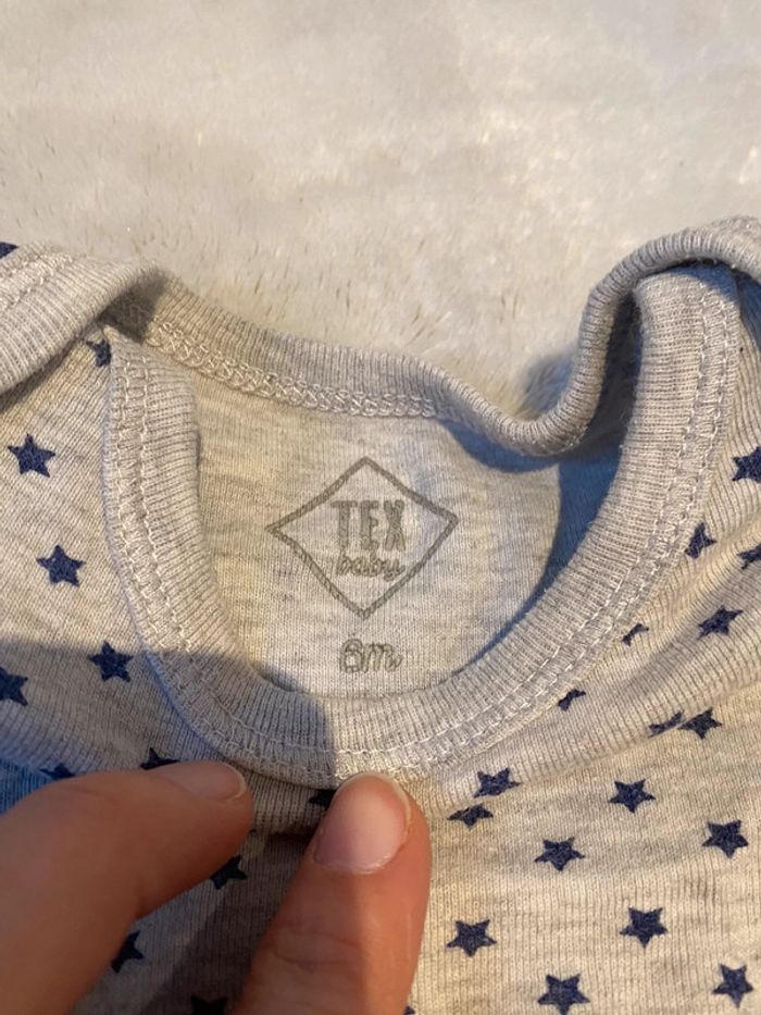 Lot de 7 bodies manches courtes 6 mois - photo numéro 8